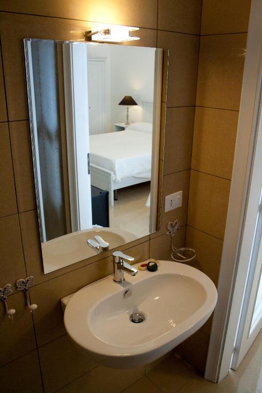 B&B Artemide Lecce Quarto foto